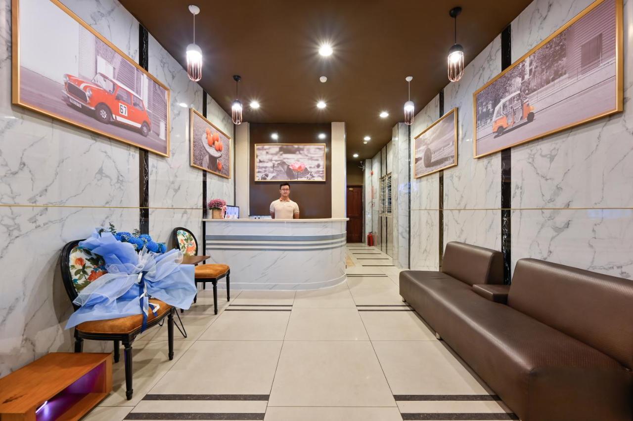 The Noble Swan Hotel New World Хошимин Экстерьер фото