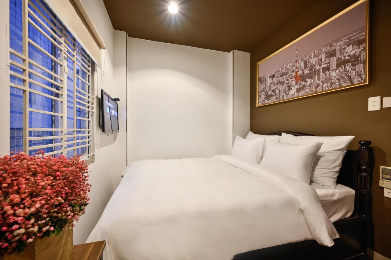 The Noble Swan Hotel New World Хошимин Экстерьер фото