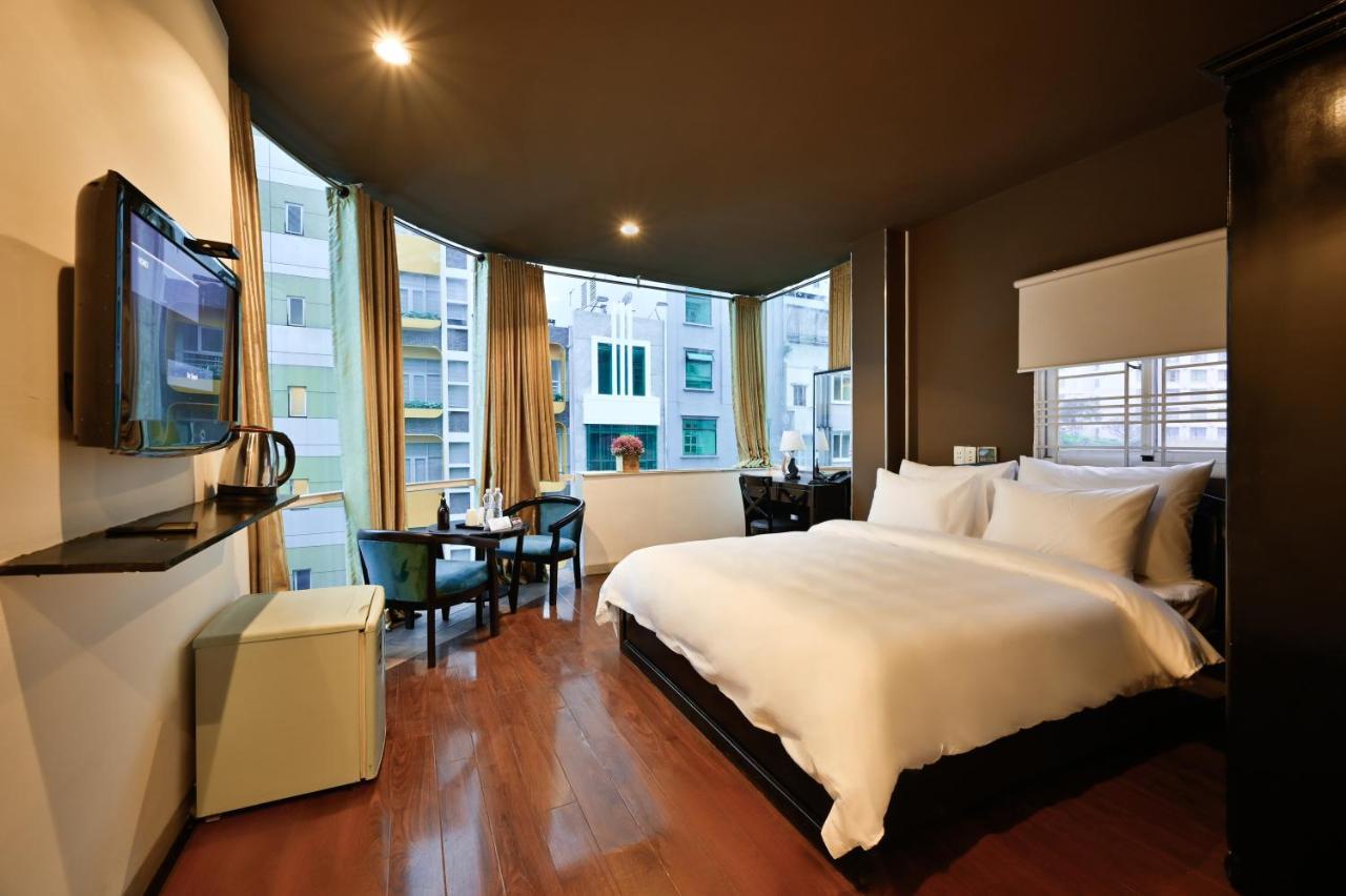 The Noble Swan Hotel New World Хошимин Экстерьер фото