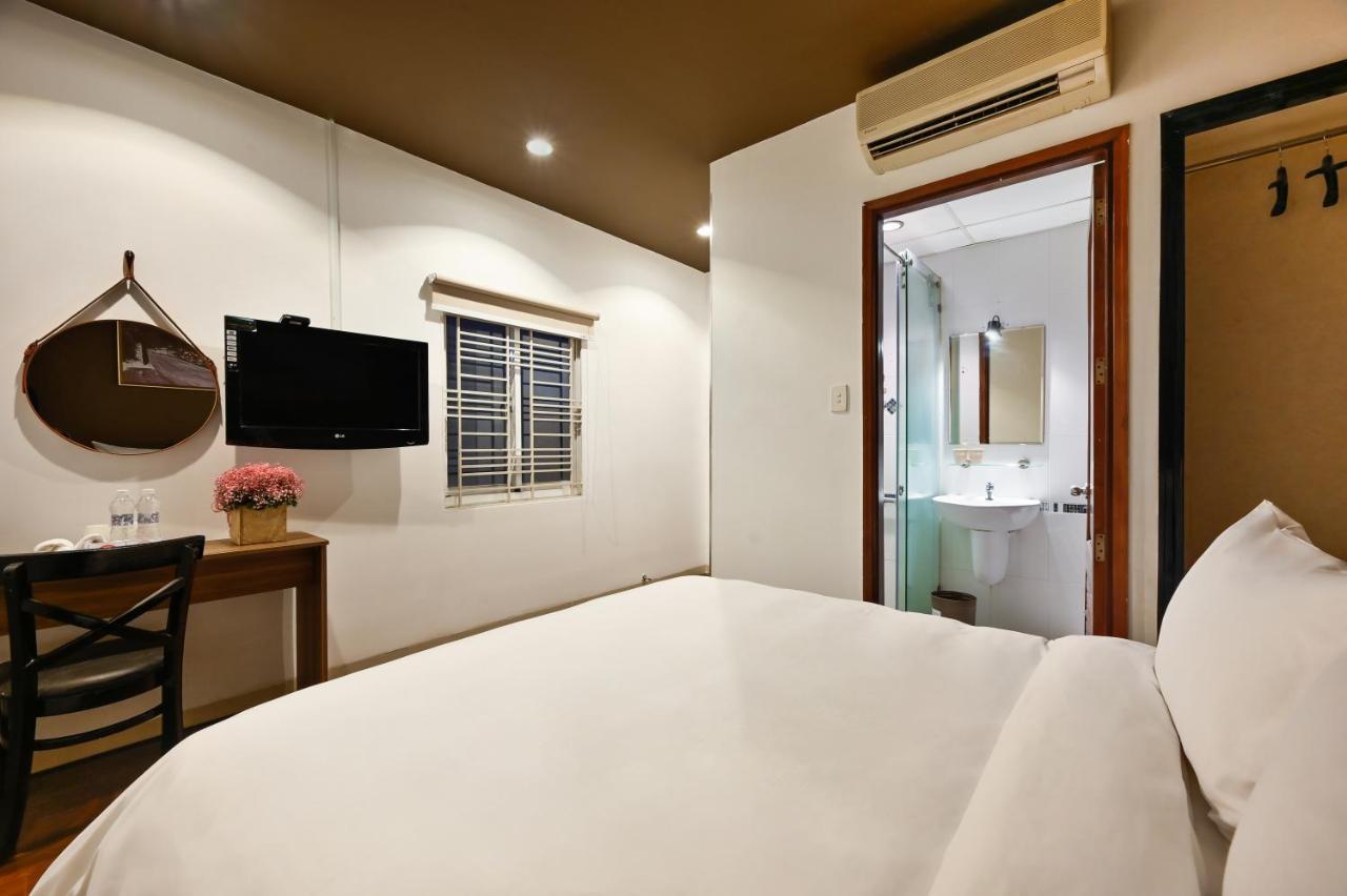 The Noble Swan Hotel New World Хошимин Экстерьер фото